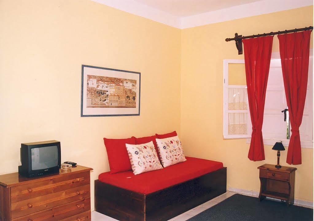 Spetses Retreat Accommodation Eksteriør billede